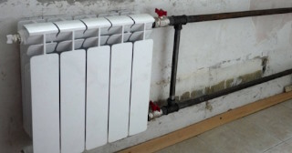 Установка биметаллических радиаторов отопления в квартире в Долгопрудном - от 2057 руб.